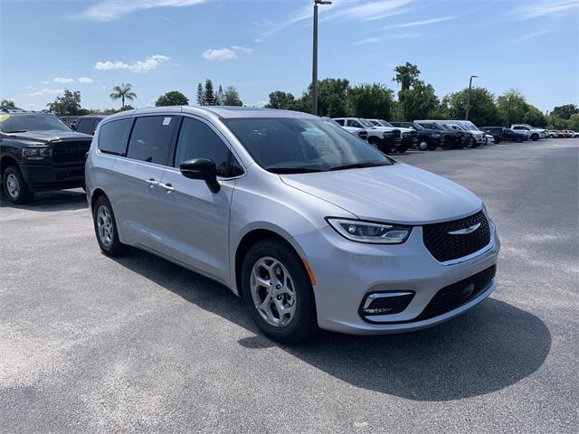 new 2024 Chrysler Pacifica car, priced at $48,250