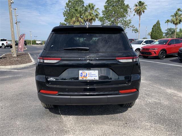 new 2024 Jeep Grand Cherokee car, priced at $38,750