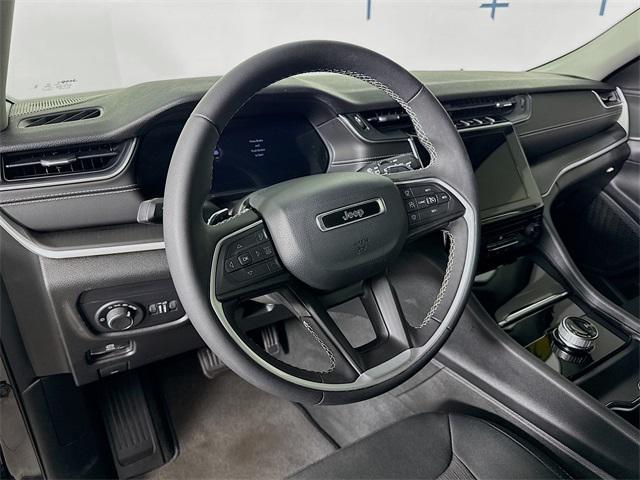 used 2023 Jeep Grand Cherokee car, priced at $28,967