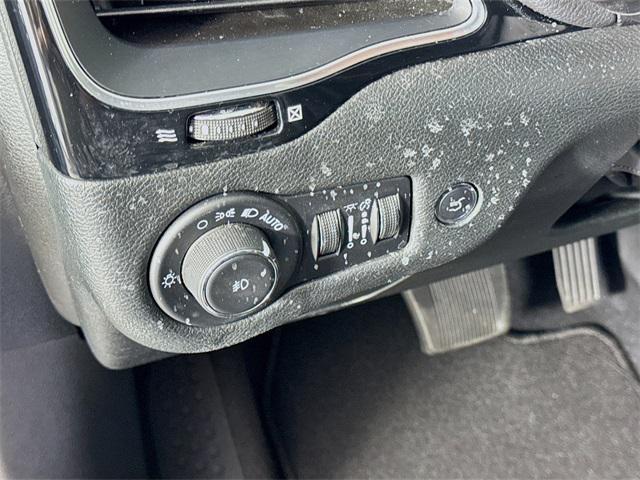 used 2023 Jeep Cherokee car, priced at $23,700