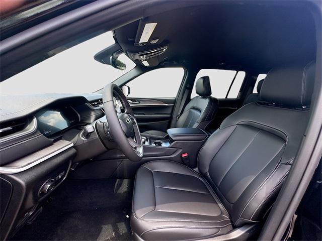 new 2025 Jeep Grand Cherokee car, priced at $44,286