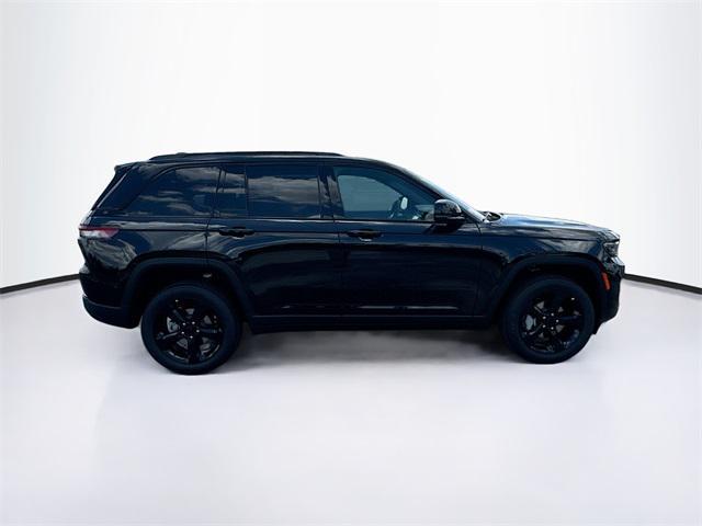 new 2025 Jeep Grand Cherokee car, priced at $44,286