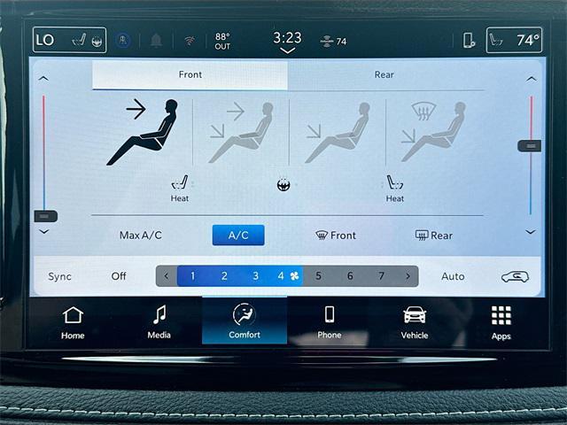 new 2025 Chrysler Pacifica car, priced at $43,677