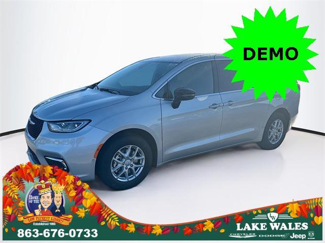 new 2026 Chrysler Pacifica car, priced at $46,462