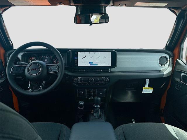new 2025 Jeep Wrangler car, priced at $45,679