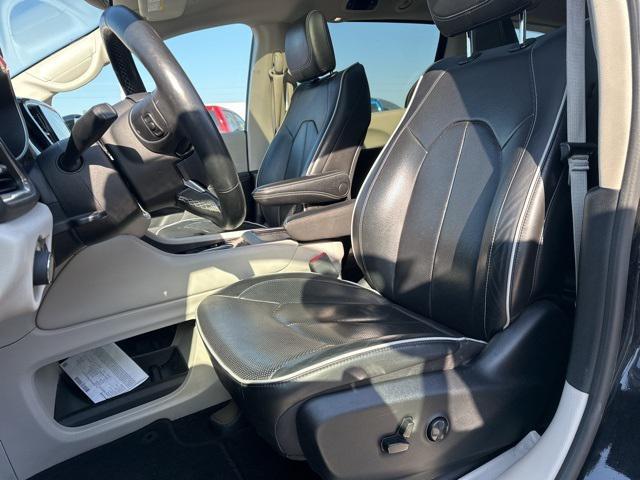 used 2022 Chrysler Pacifica Hybrid car, priced at $24,553