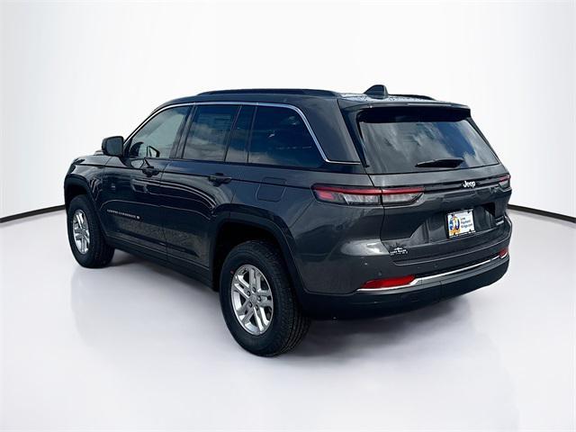 new 2025 Jeep Grand Cherokee car, priced at $40,620