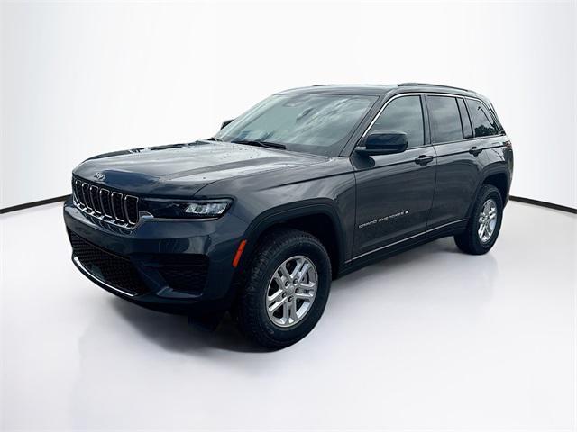 new 2025 Jeep Grand Cherokee car, priced at $40,620