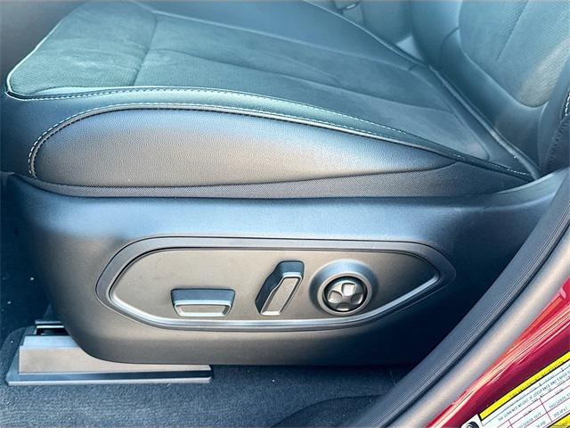 new 2025 Jeep Grand Cherokee L car, priced at $42,750