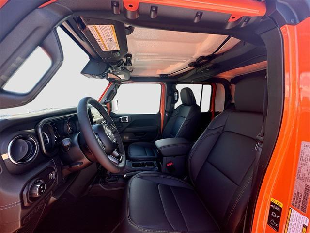 new 2025 Jeep Gladiator car, priced at $45,497