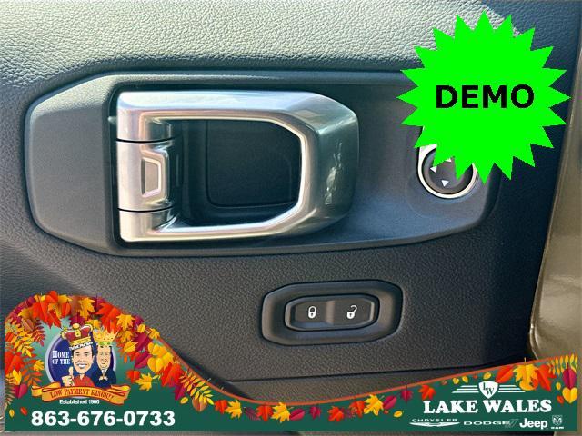 new 2025 Jeep Gladiator car, priced at $38,250