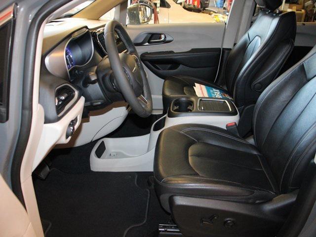 used 2022 Chrysler Pacifica car, priced at $23,001