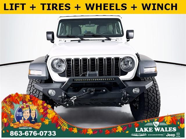 new 2026 Jeep Wrangler car, priced at $43,975