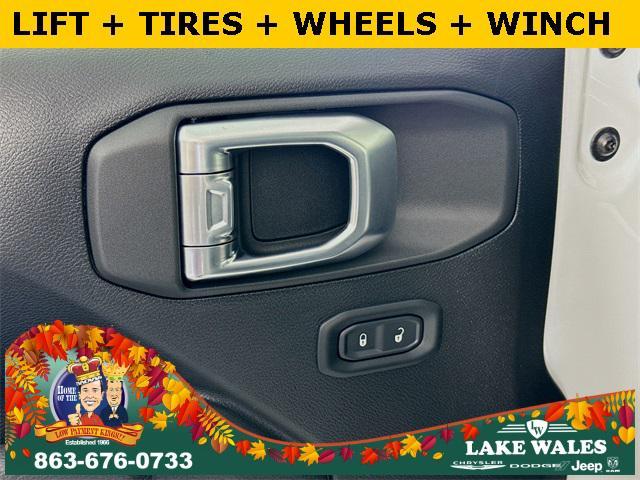 new 2026 Jeep Wrangler car, priced at $43,975