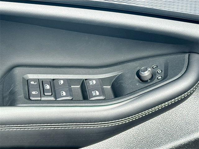 new 2025 Jeep Grand Cherokee car, priced at $41,420