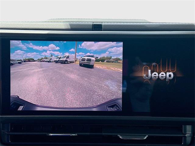 new 2025 Jeep Gladiator car, priced at $43,450