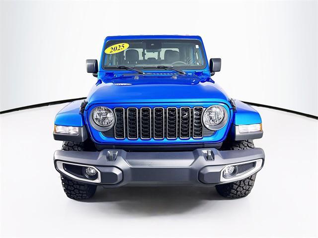 new 2025 Jeep Gladiator car, priced at $43,450