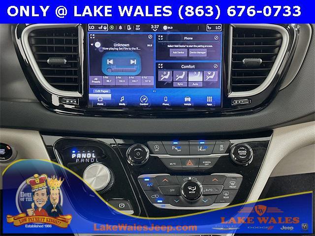 used 2023 Chrysler Pacifica car, priced at $23,185