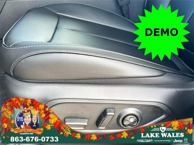 new 2025 Jeep Grand Cherokee car, priced at $46,739