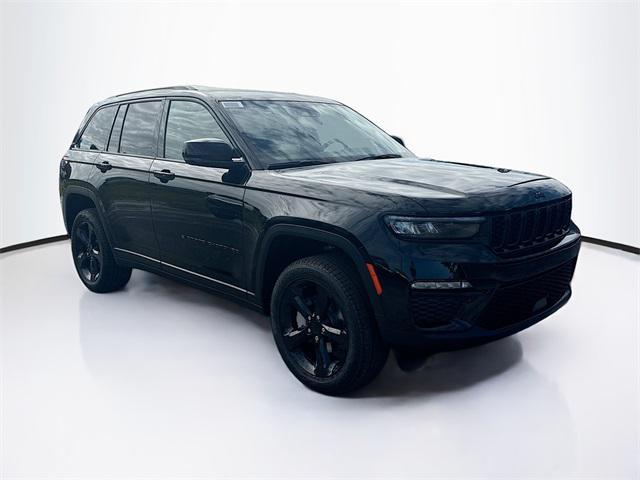 new 2025 Jeep Grand Cherokee car, priced at $39,989
