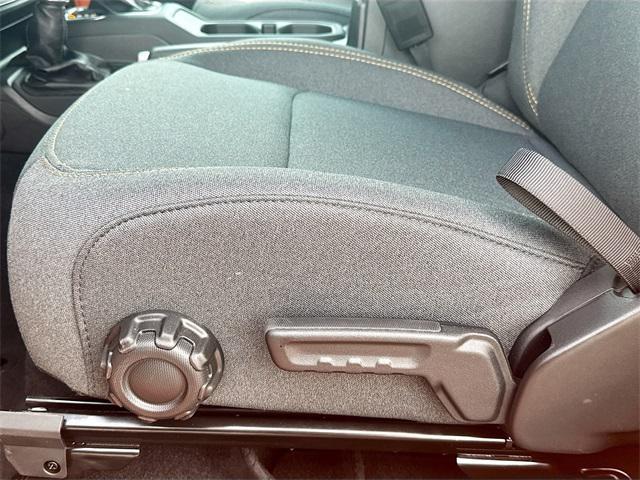 new 2025 Jeep Wrangler car, priced at $36,073