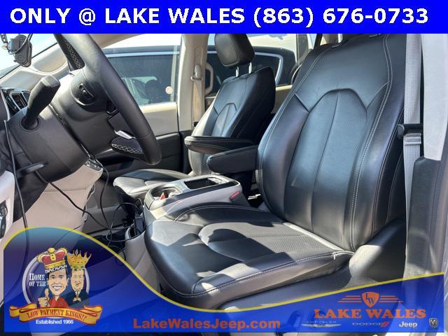 used 2023 Chrysler Pacifica Hybrid car, priced at $18,999