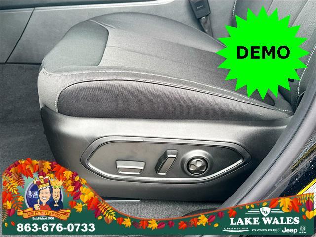 new 2025 Jeep Grand Cherokee L car, priced at $33,300