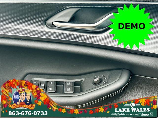 new 2025 Jeep Grand Cherokee L car, priced at $33,300