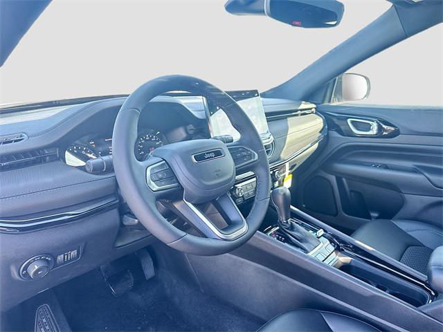 new 2025 Jeep Compass car, priced at $28,558