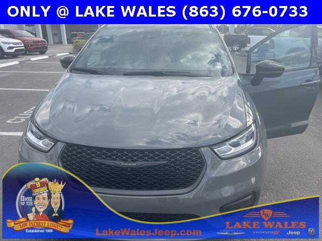 used 2023 Chrysler Pacifica car, priced at $35,476