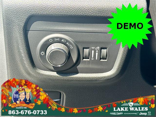 new 2025 Jeep Grand Cherokee car, priced at $39,150