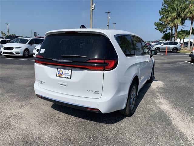 new 2024 Chrysler Pacifica car, priced at $44,225