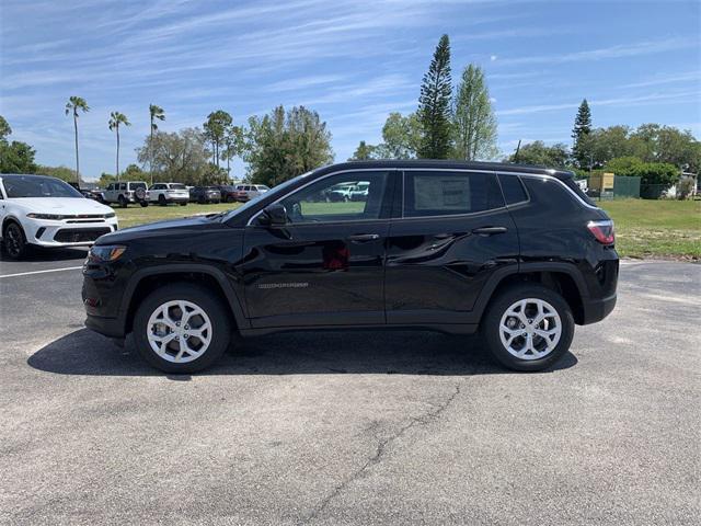 new 2024 Jeep Compass car, priced at $26,200