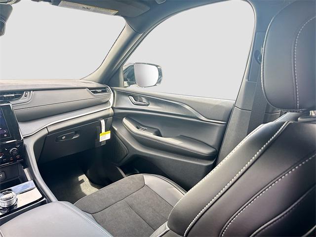 new 2025 Jeep Grand Cherokee L car, priced at $48,135