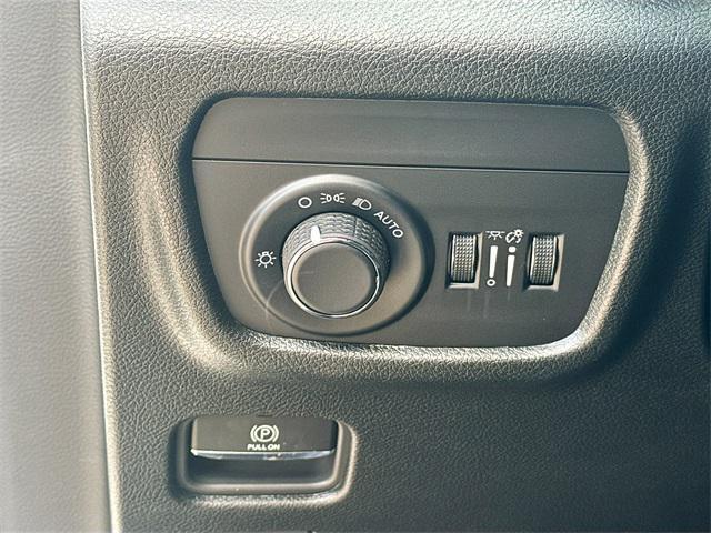 new 2025 Jeep Grand Cherokee L car, priced at $48,135