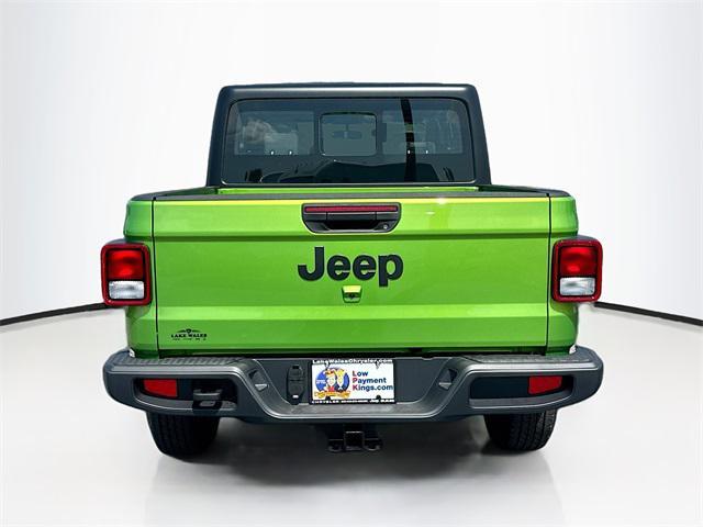 new 2025 Jeep Gladiator car, priced at $42,157