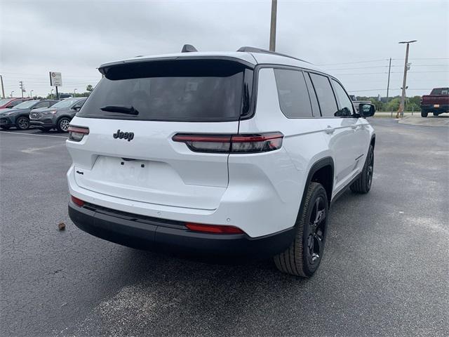 new 2024 Jeep Grand Cherokee car, priced at $40,750