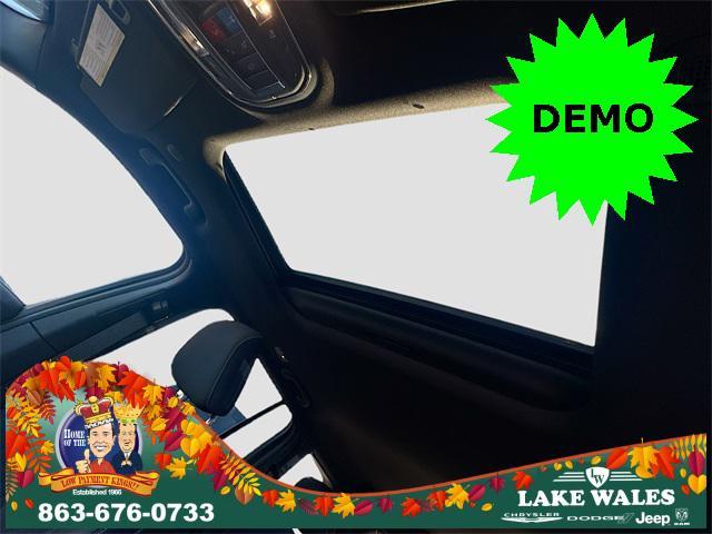 new 2025 Jeep Grand Cherokee car, priced at $35,660