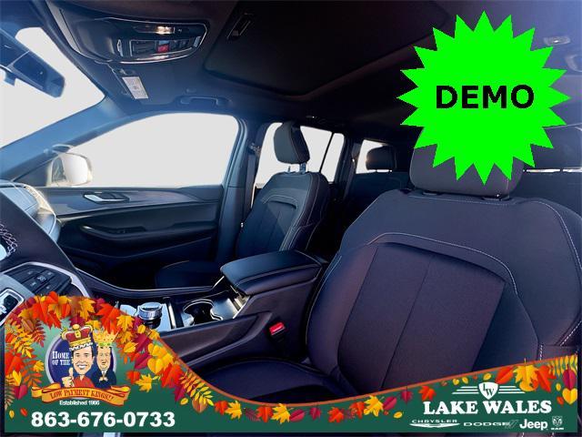 new 2025 Jeep Grand Cherokee car, priced at $35,660