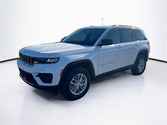 new 2025 Jeep Grand Cherokee car, priced at $35,660