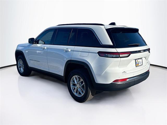 new 2025 Jeep Grand Cherokee car, priced at $35,660