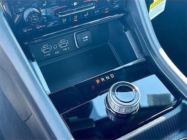 new 2025 Jeep Grand Cherokee car, priced at $35,660