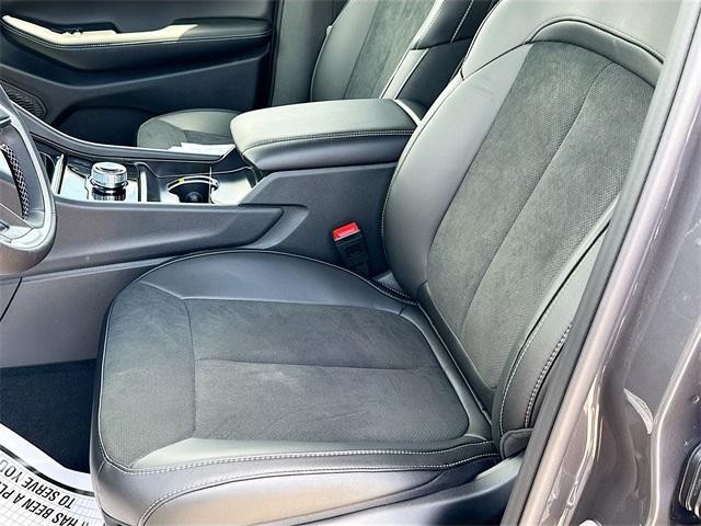 new 2025 Jeep Grand Cherokee L car, priced at $43,594