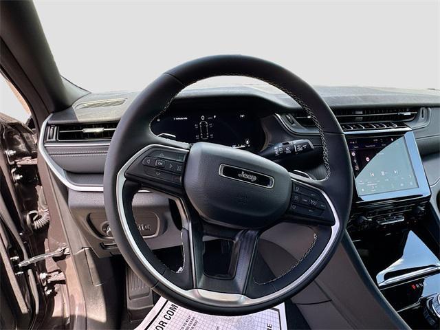 new 2025 Jeep Grand Cherokee L car, priced at $43,594