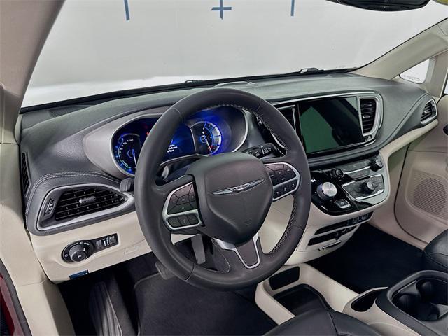 used 2022 Chrysler Pacifica Hybrid car, priced at $19,742