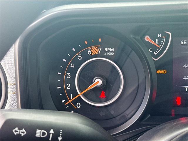 new 2025 Jeep Wrangler car, priced at $34,090