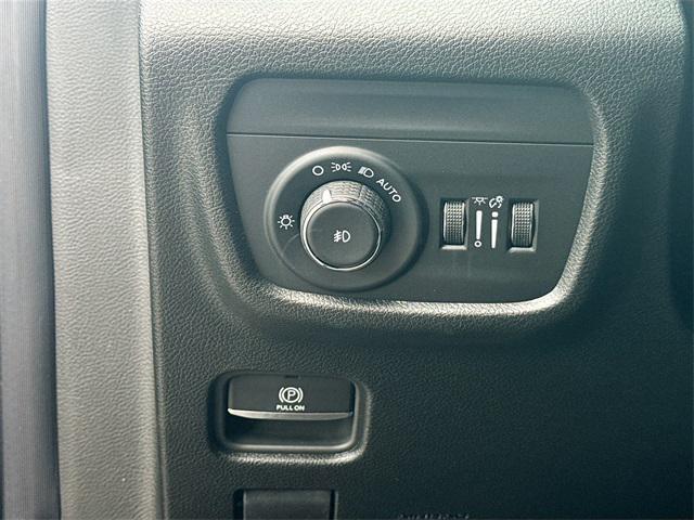new 2025 Jeep Grand Cherokee L car, priced at $45,967
