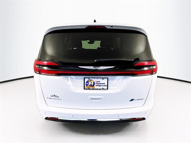 used 2023 Chrysler Pacifica Hybrid car, priced at $24,981