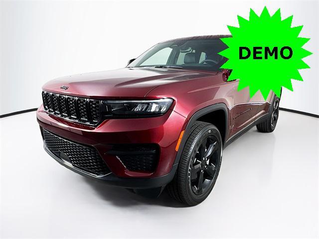 new 2024 Jeep Grand Cherokee car, priced at $39,175