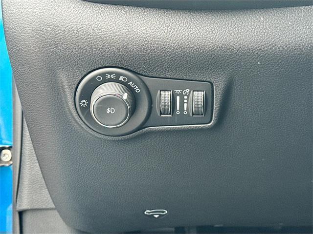 new 2025 Jeep Compass car, priced at $33,733